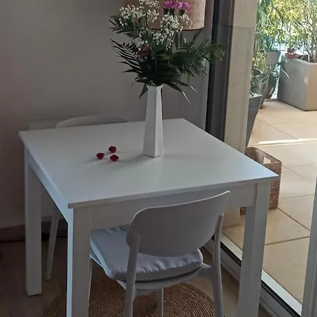 T1 Moderne Avec Terrasse 아파트 *